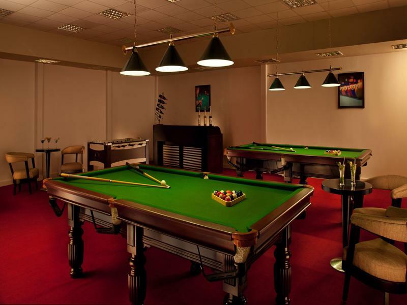 עיין סוחנה Jaz Little Venice Golf Resort מראה חיצוני תמונה A snooker table